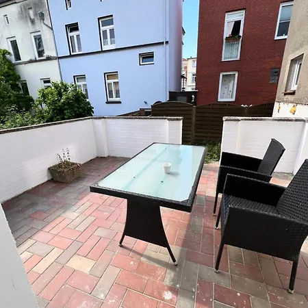 Katzensprung Zum Holstentor! Apartment